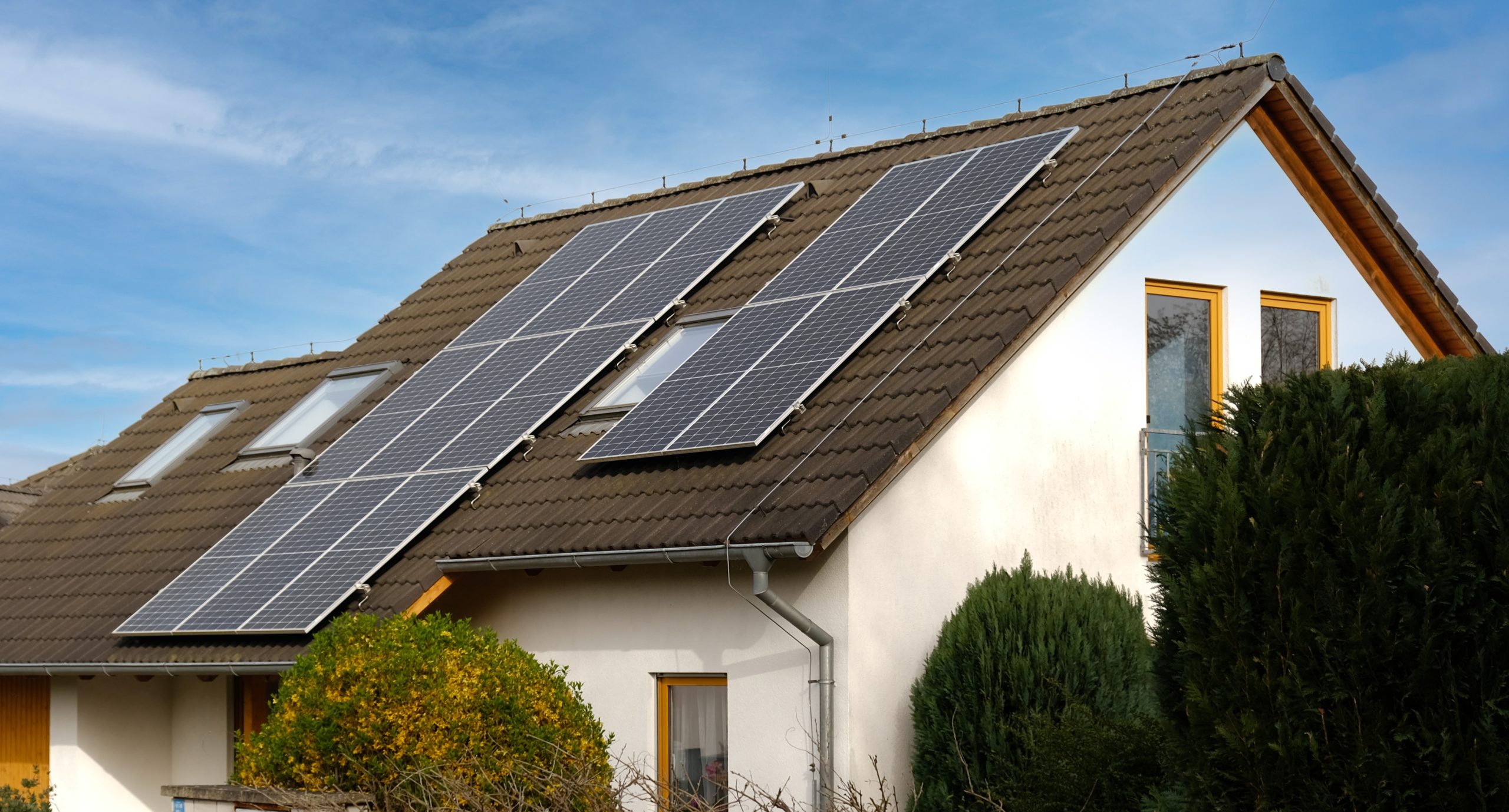 home-solar-panel-alternative-energy-is-used-for-h-2026-03-17-17-42-39-utc